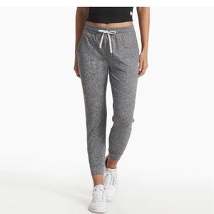 Vuori performance jogger Small